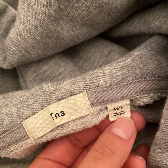 Tan grey sweater - Picture 2 of 2